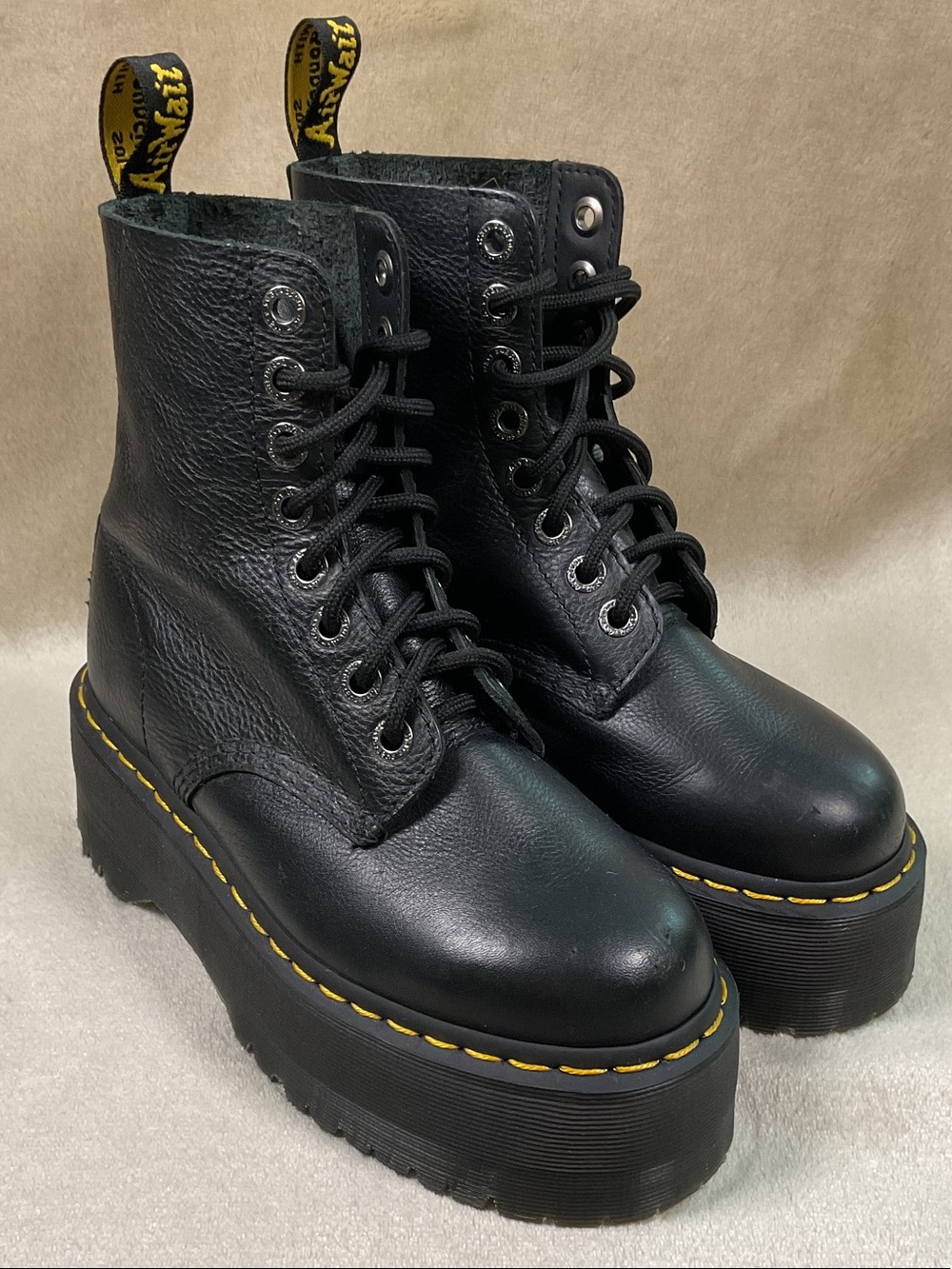 Dr. Martens 1840 Pascal Max Platform Black Leather Boots Size 6